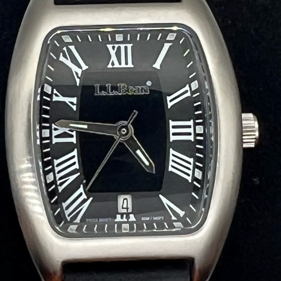 LL Bean Swiss Rectangular Black and White 26 mm Women Watch Working - Picture 7 of 11